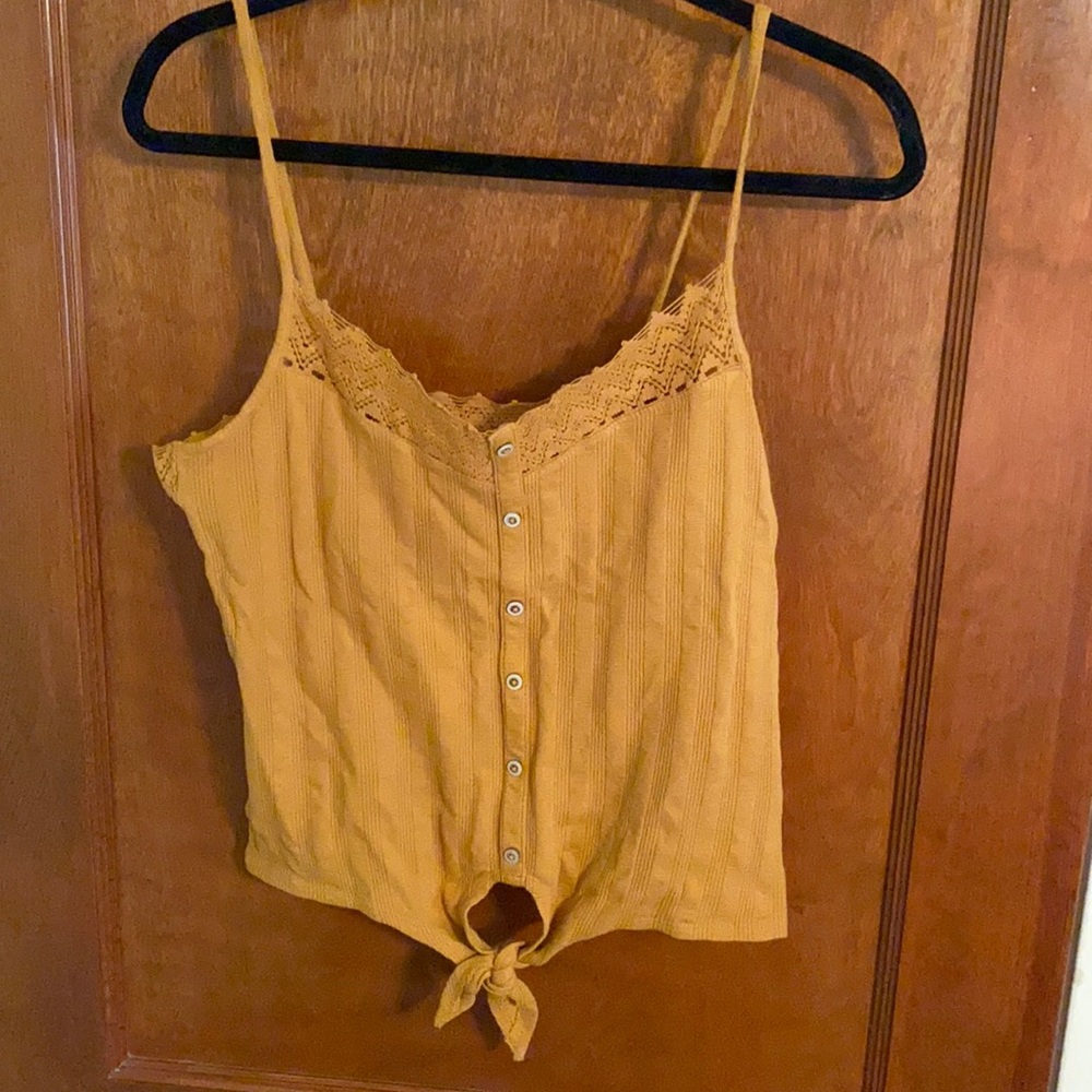 Brand new w/tags mustard tank